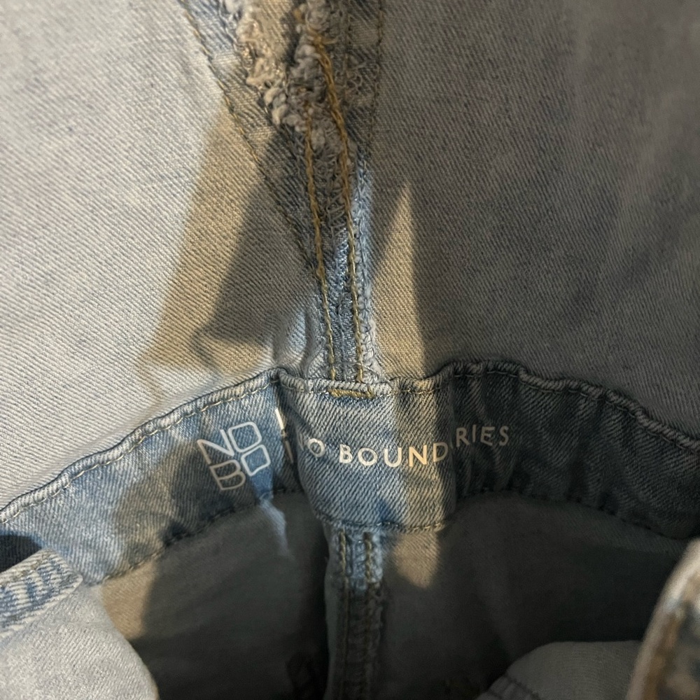 No Boundaries Light Blue Denim Overalls - Picture 2 of 4